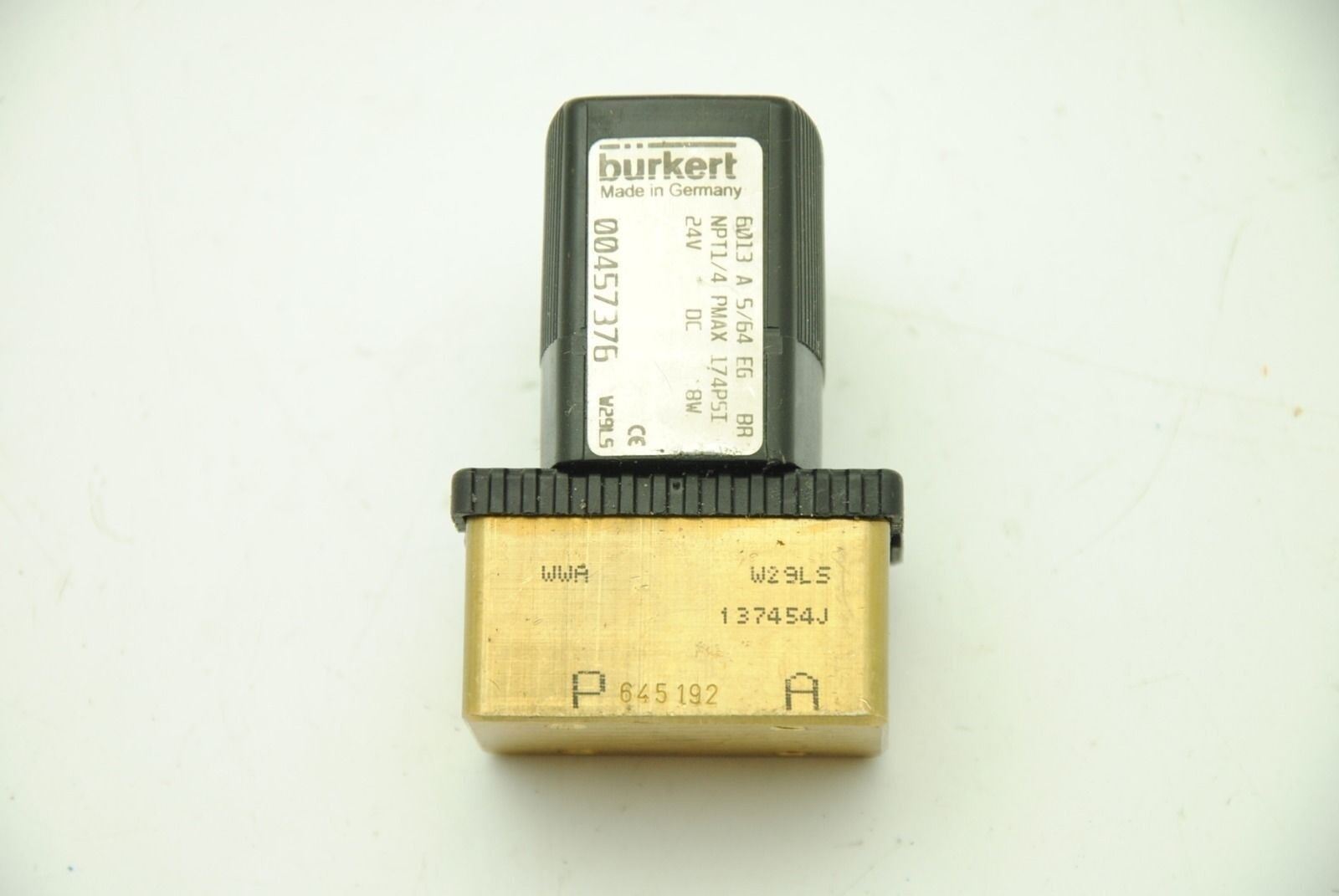 Burkert 00457376, 2/2-Way Compact Solenoid Valve, 24V 8W, New
