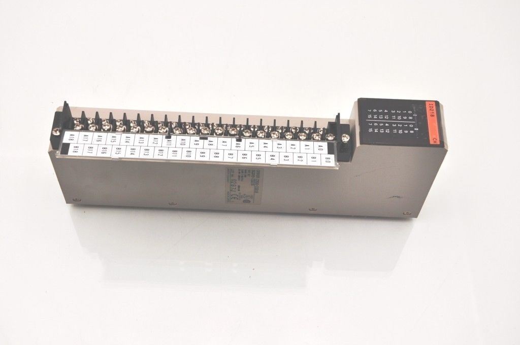 Omron Input Unit C500-ID218 PLC - Lot of 4