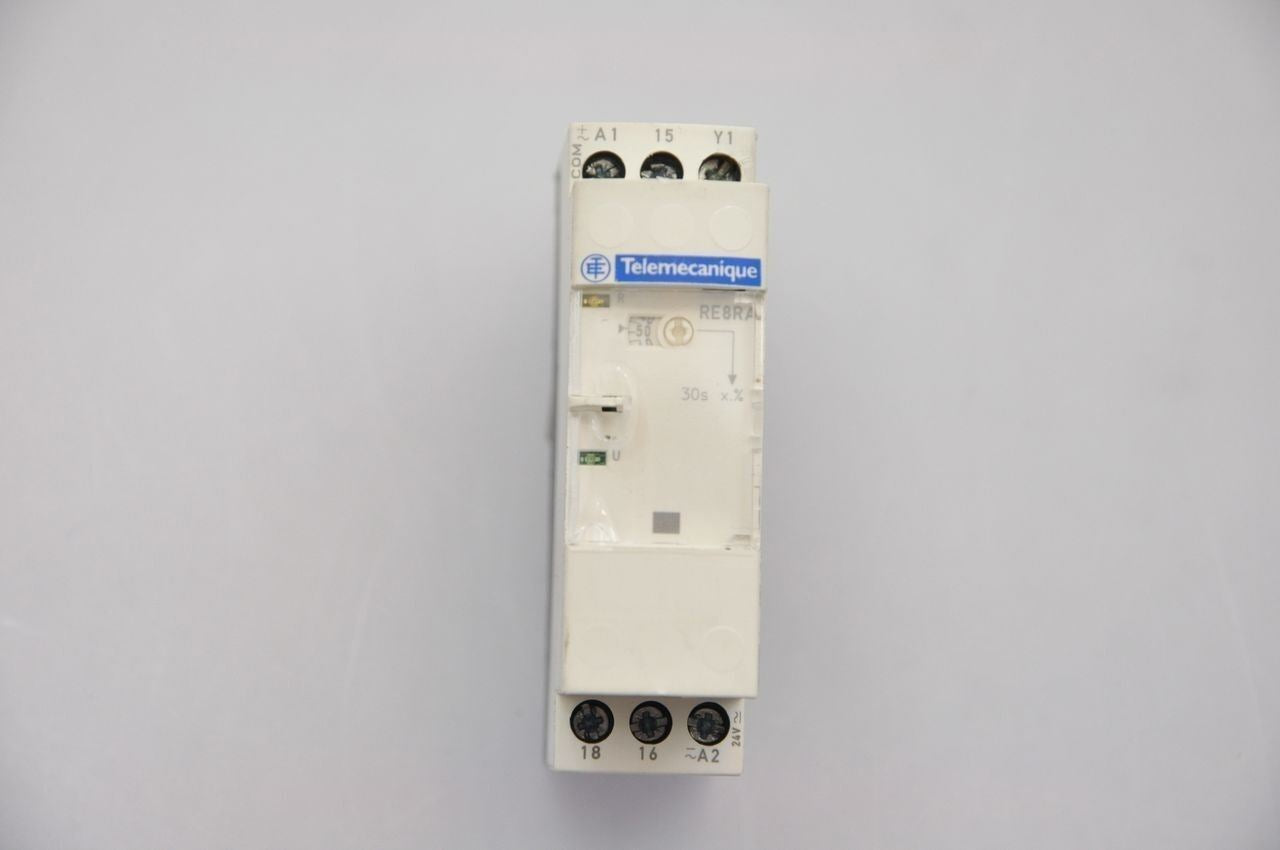 Telemecanique  RE8RA31B Timer, 24VDC .3-30Seconds - Lot of 2