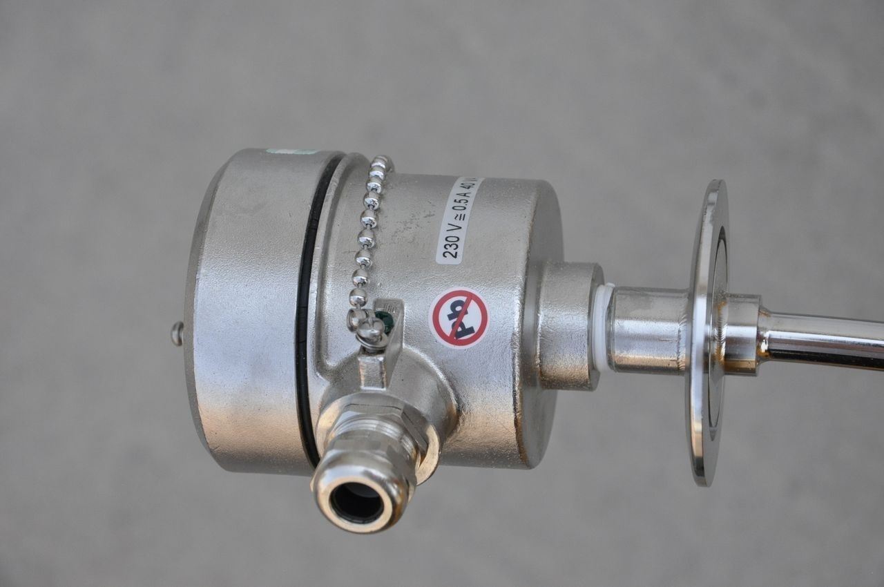 Granzow Liquid Level Sensor AWF-XX-VUU-L2540-SVK44A-POLIS - Lot of 2 - NEW