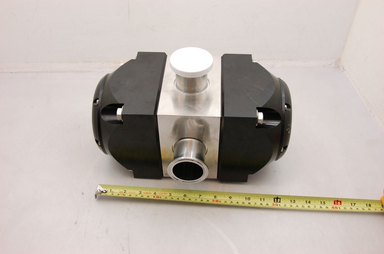 Swagelok DR Series Radial Diaphragm, 3-Way, 2-1/2" Sanitary Connections - NEW