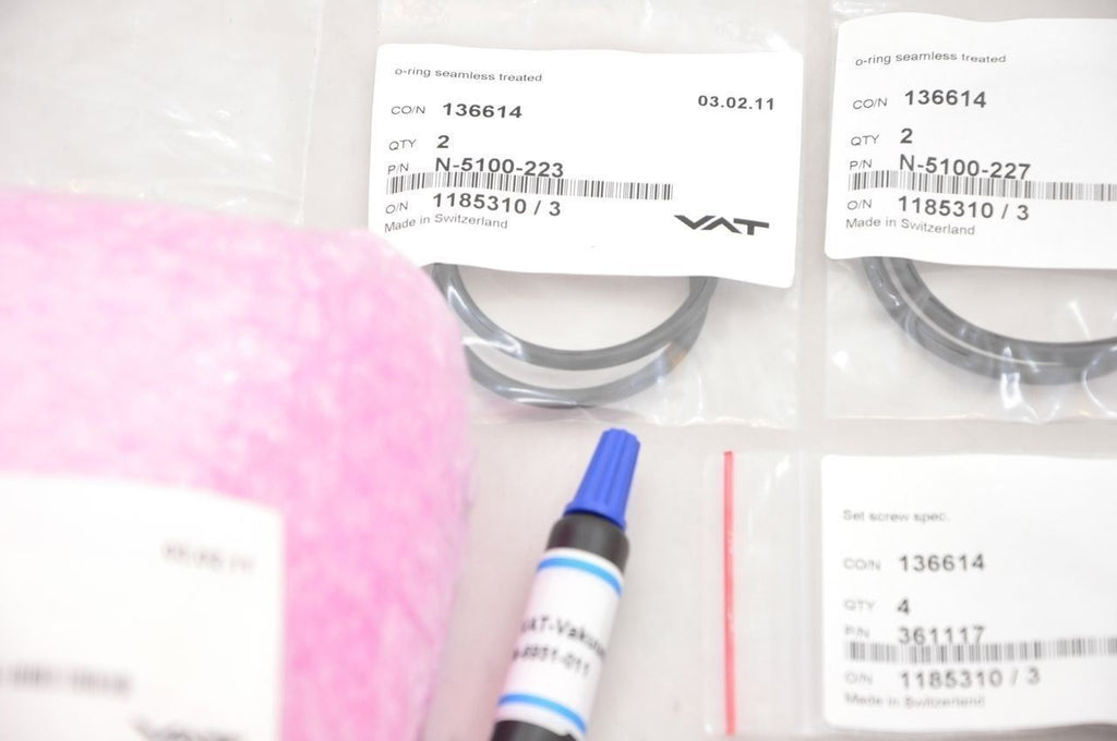 VAT 0500-33569 Vacuum Feedthrough Kit NEW