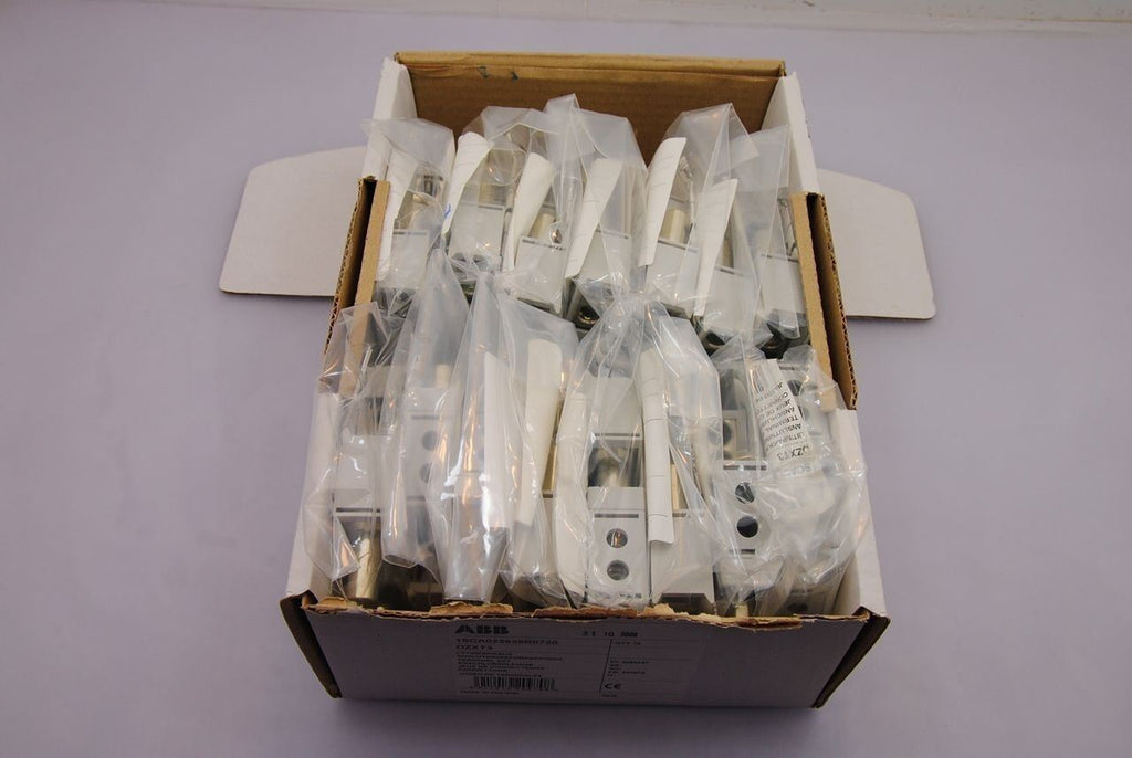 45x ABB 1SCA022639R0720 OZXT3 Terminal Set Clamp Breaker Expander 1 to 2 1/0 AWG