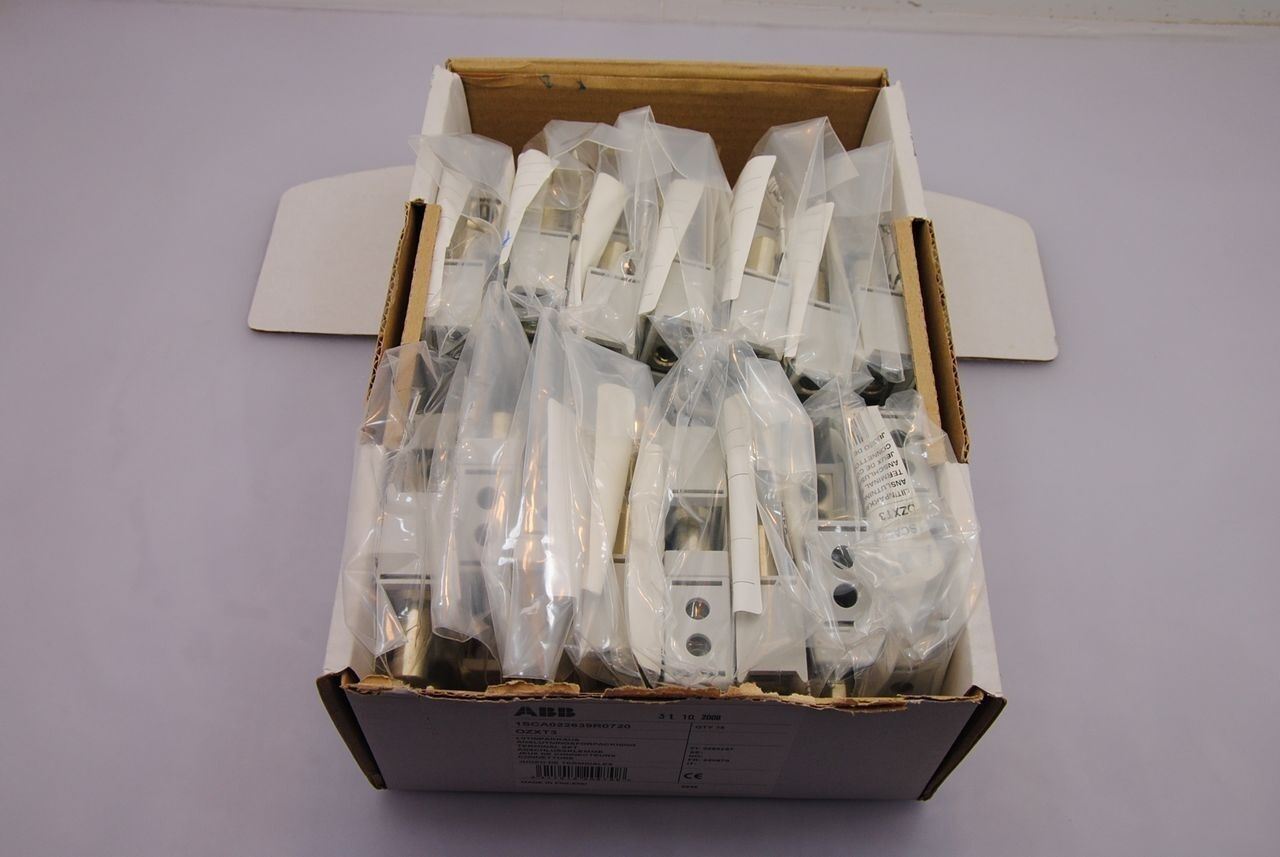 45x ABB 1SCA022639R0720 OZXT3 Terminal Set Clamp Breaker Expander 1 to 2 1/0 AWG