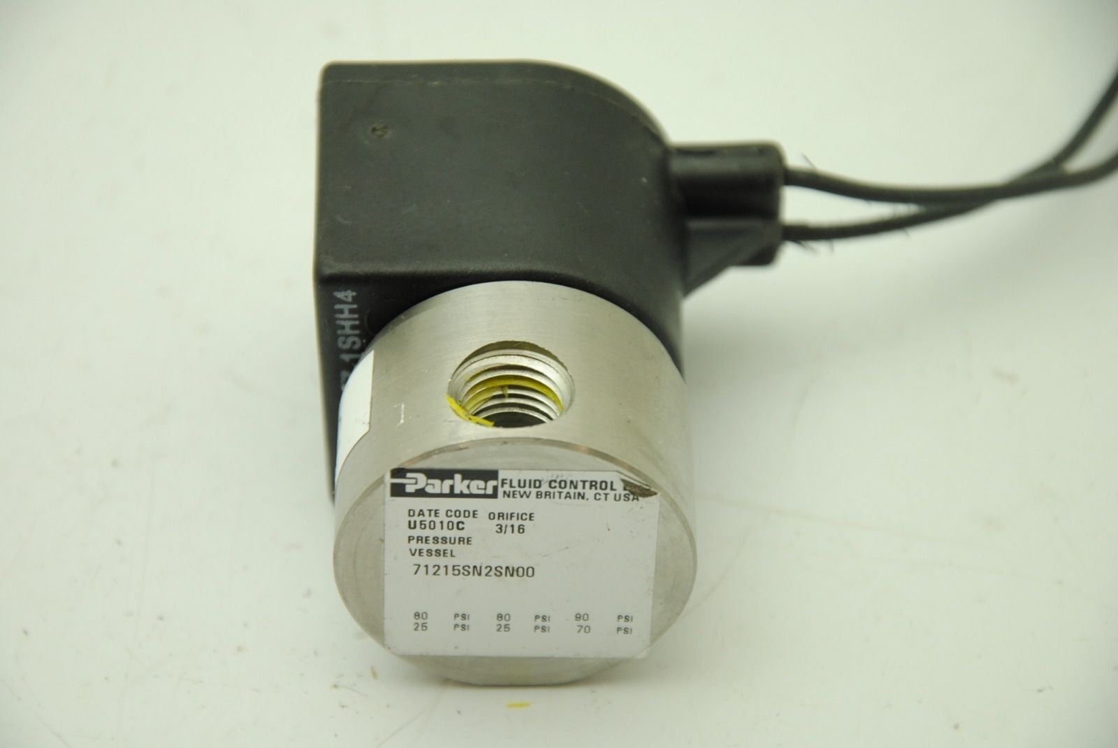 Parker 71215SN2SN00, Solenoid Valve, 3/16 Orifice