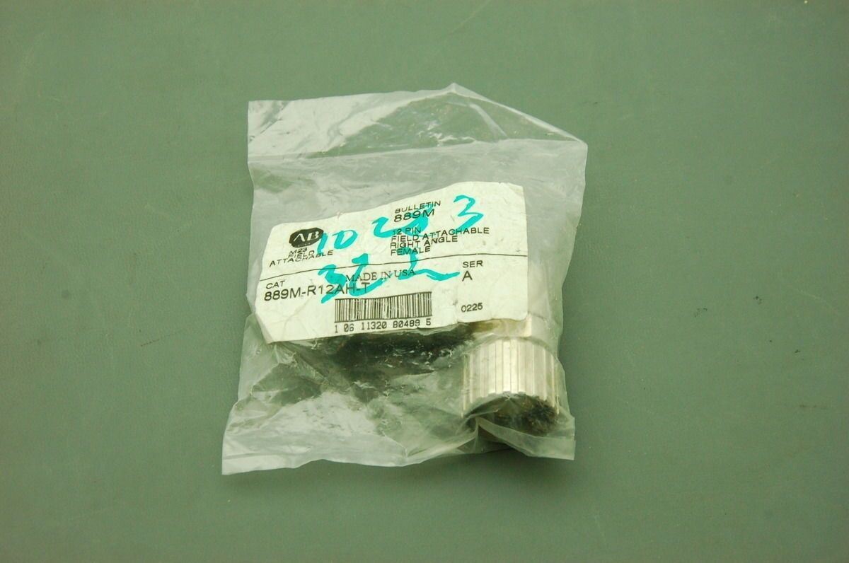 Allen Bradley 889M-R12AH-T Ser. A Field Attachable Right Angle Female