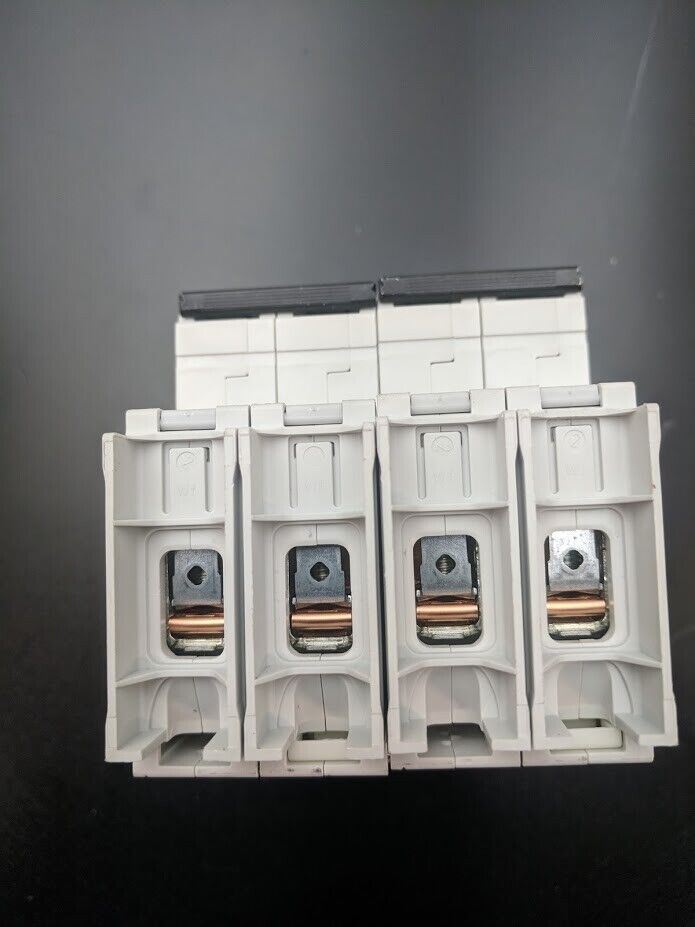 Lot of 2 Siemens 5SJ42, 2-Pole 10A 125VDC 240 VAC Circuit Breakers