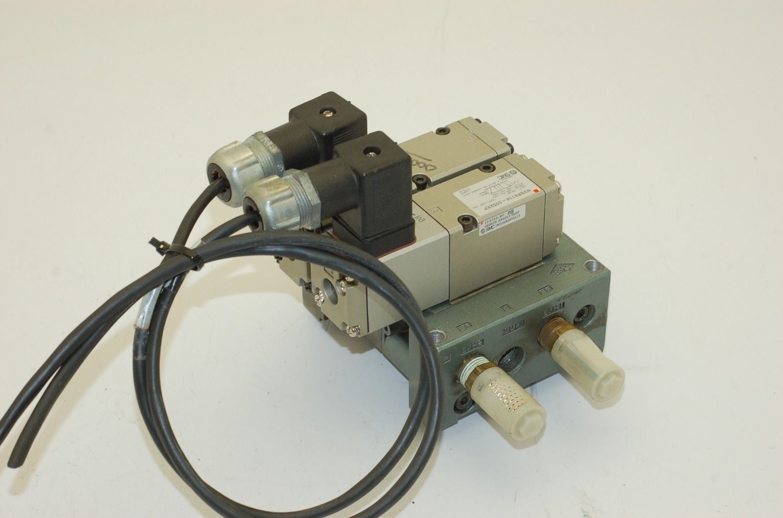 SMC Pneumatic Manifold,  NVP4114-0052KP Valve, 2-Position, 2-Valves