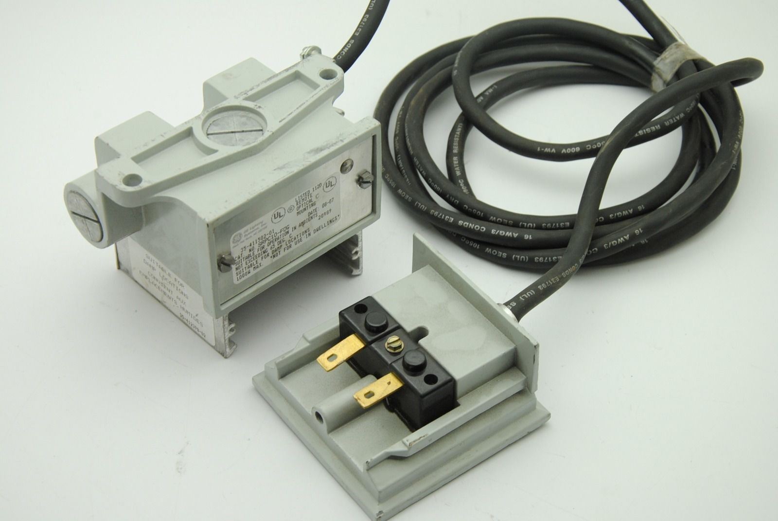 GE LIGHTING 35-215834-01 & 35-202519-01 Remote Optical Mount