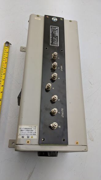 YAMABISHI ELECTRIC S3P-240-10 B Volt Slider 2V 10A 3 Phase Powerstat Variac 240V