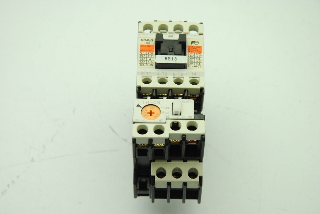FUJI ELECTRIC SC-0/G Connector 20A 24VDC w/ FUJI TR-0N Overload Relay