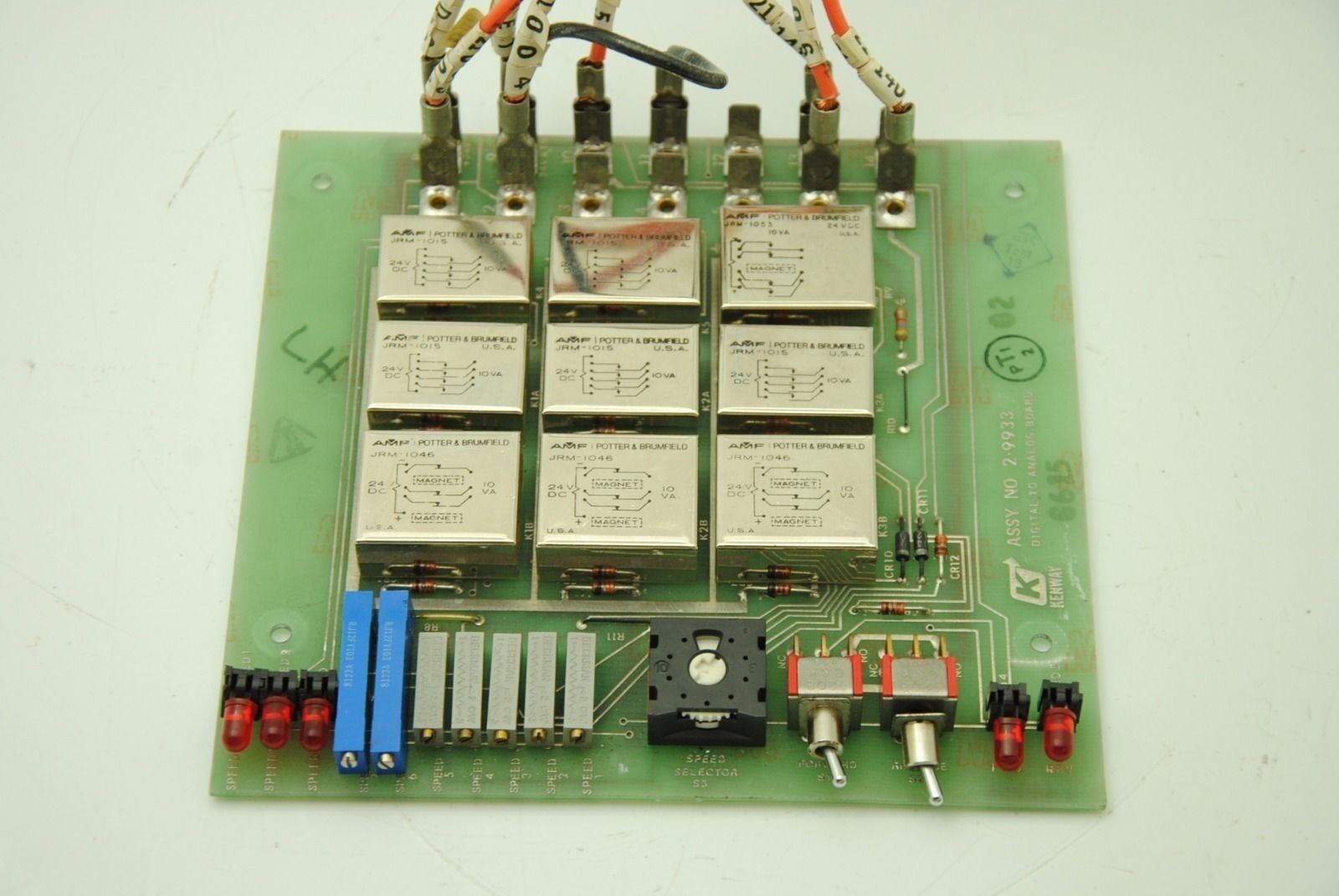 Eaton-Kenway 2-9933 Digital to Analog Relay Board