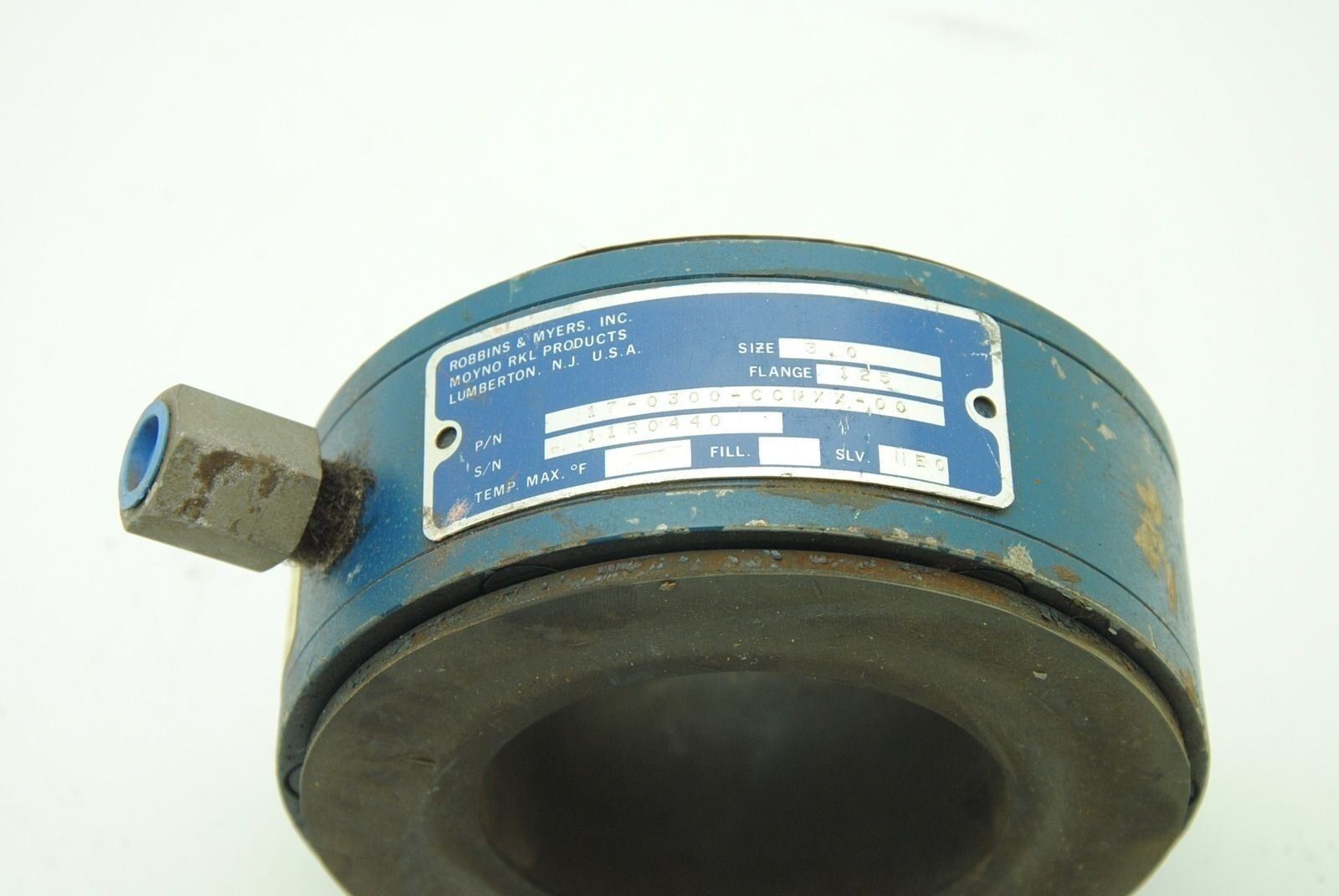 MOYNO RKL Liquid Filled Pressure Sensor 17-0300-CCNXX-00 size 3 125 flange NEO