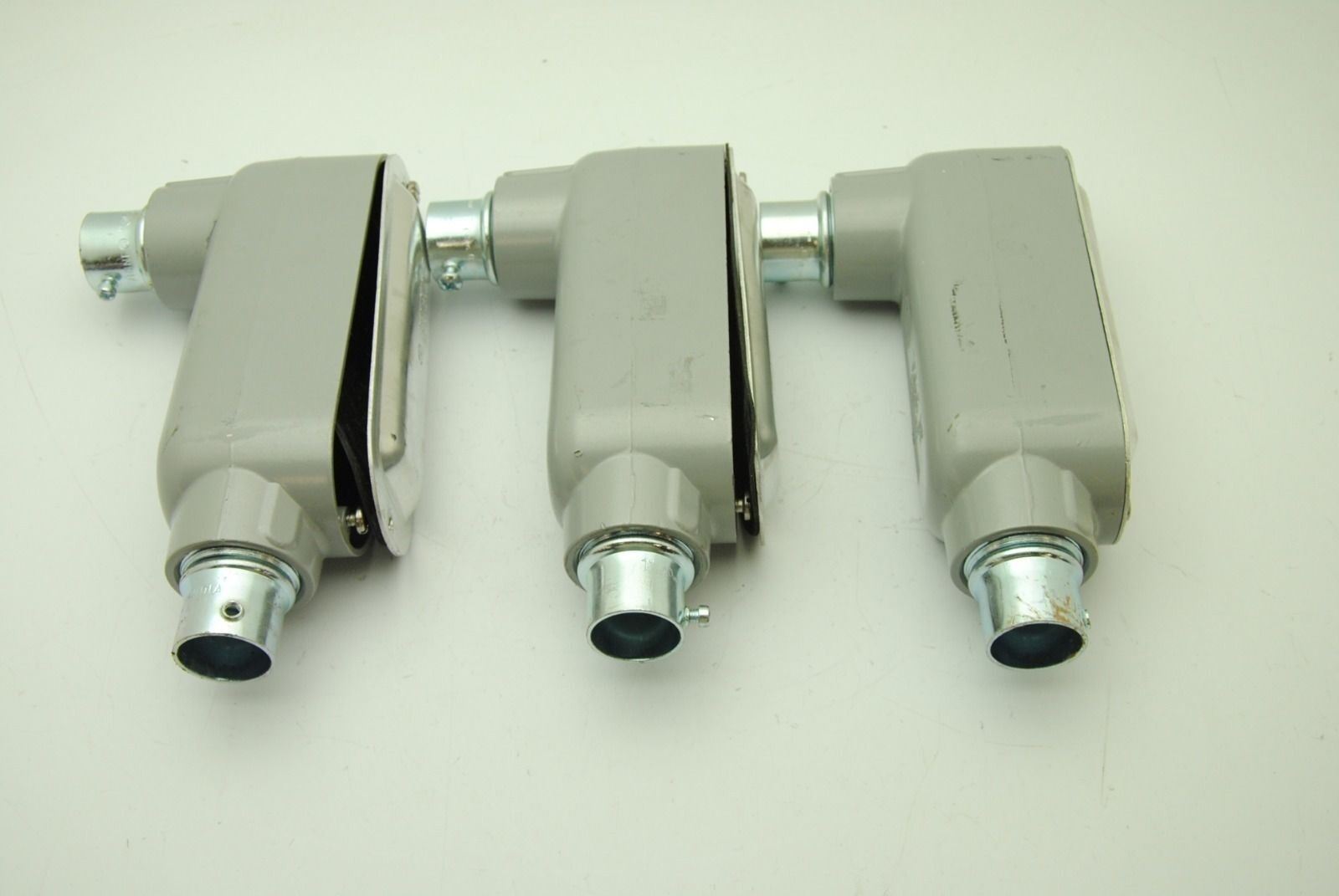 E121488 1" Unilet Conduit Fitting Body, Lot of 5