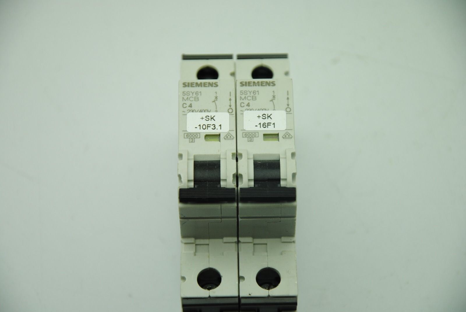 Siemens 5SY61 C4, Single-Pole 4A Circuit Breakers, Lot of 8