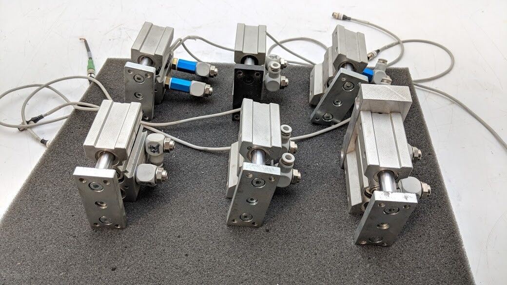 LOT of 6 SMC EMGQM 20-20 Guided Pneumatic Slide Cylinder 20mm travel 6mm ports