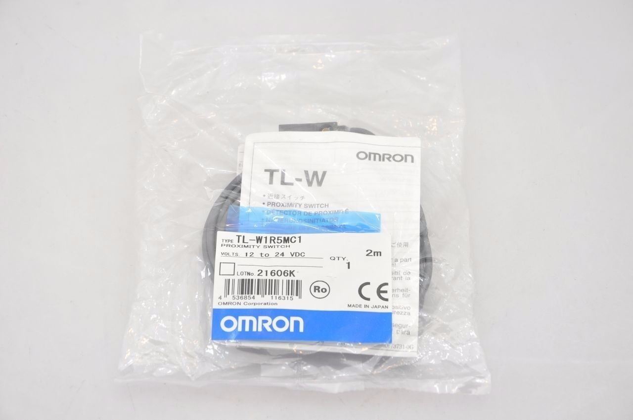 Omron TL-W1R5MC1 Proximity Switch