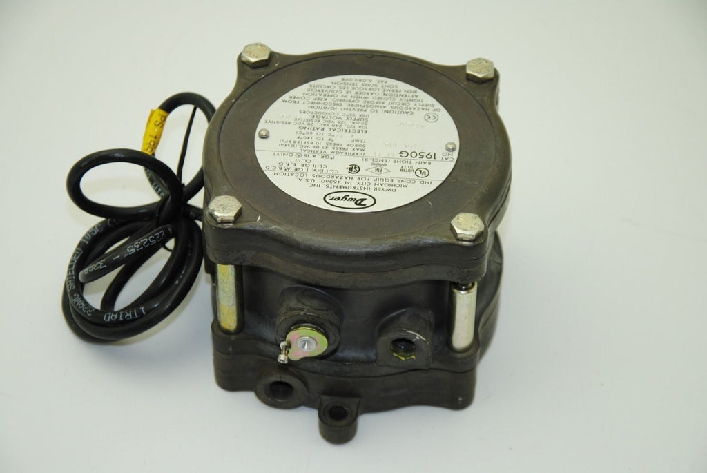Dwyer 1950G-0-B-24, Explosion-Proof Pressure Switch