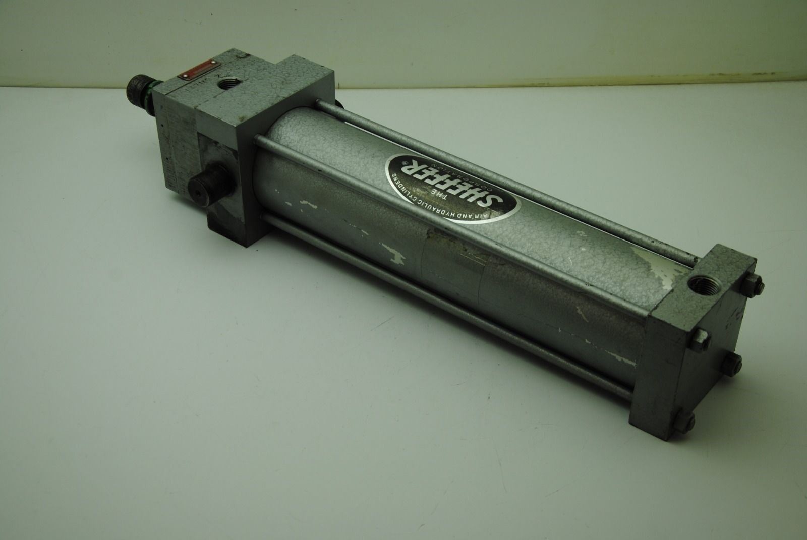 Sheffer Actuator Cylinder 31/4HHFHF8CCK, 13" Stroke