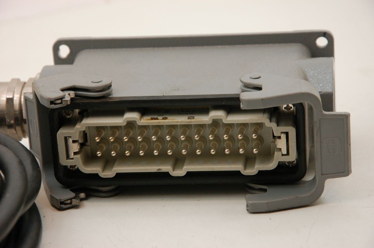 Escha 8031277 Li9YH-11YH 4 Meter Cable With 24-Pin Locking Connector