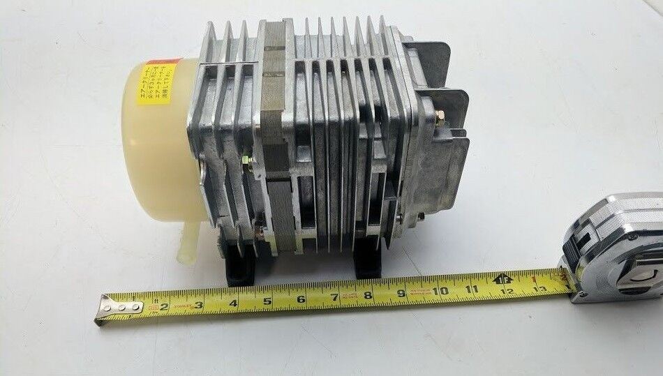 Nitto Kohki Medo Compressor Vacuum Linear Air Pump Ac0902-A1031 100V 50/60Hz NEW