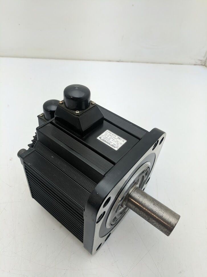 Yaskawa Electric SGMGH-30A2A21 Servo Motor 200V 1500 RP/M