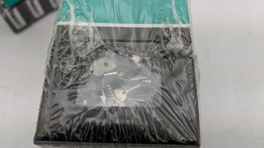 2000 Panduit Quick Connect Terminal Male Disconnect D14-250MB-C 4 Sealed Boxes