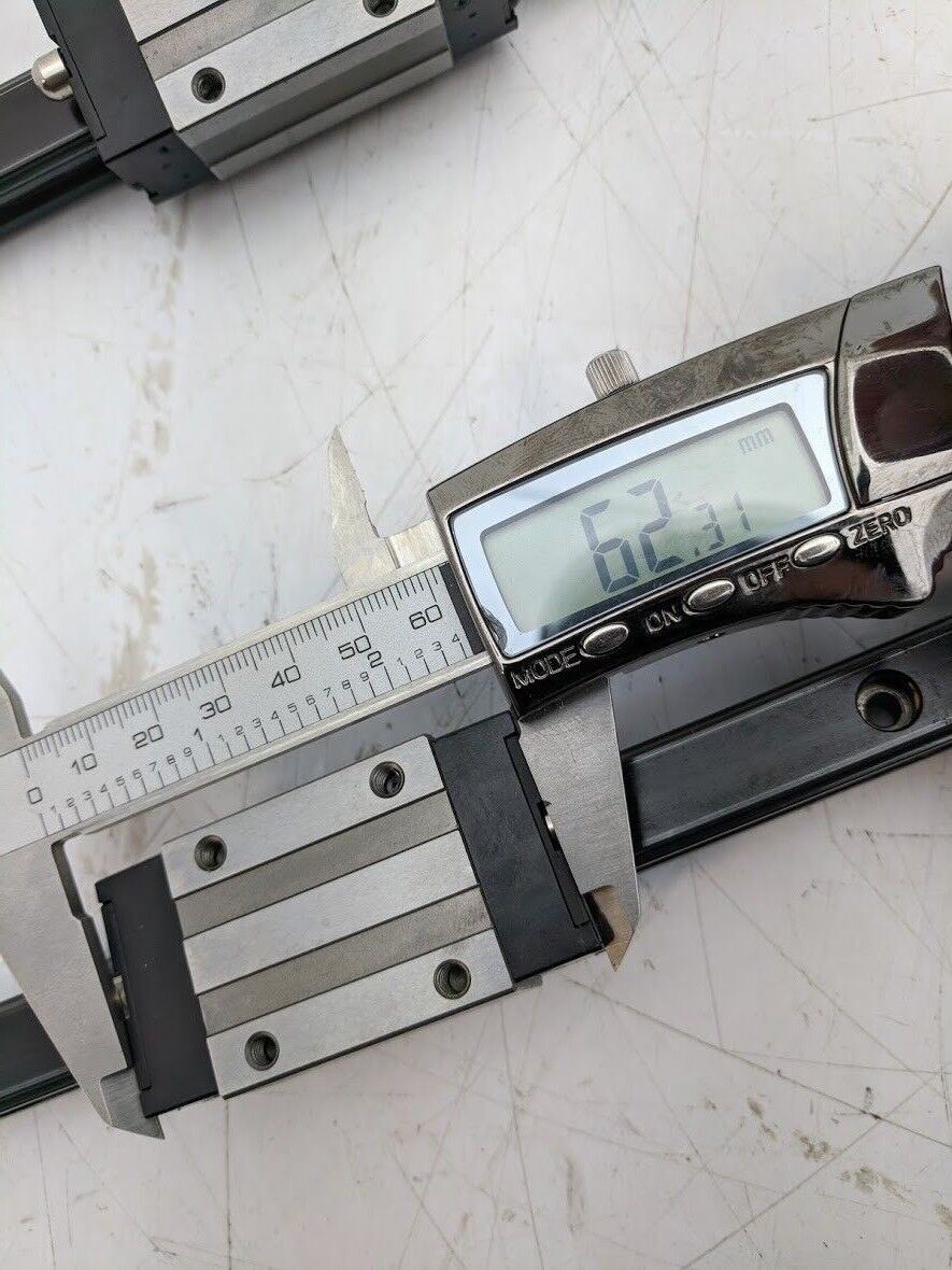 SKF Linear Rail Bearing Guide 2 Rails 4 LLTHC15 Blocks U TO P3 TW 298G 850mm L