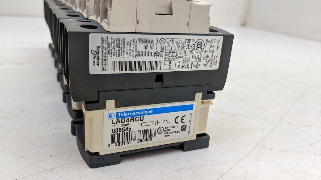 6x Telemecanique Schneider Electric 3 Pole 3PH Contactor LC1D38 9-18kW 120V Coil