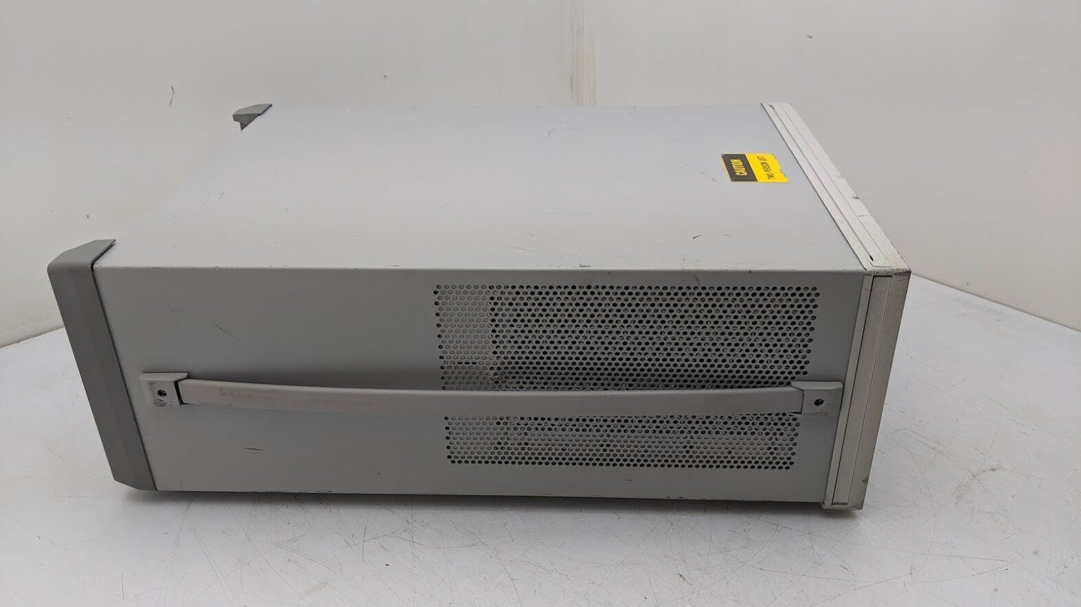 Agilent E5515C 8960 Series 10 Wireless Comm Test Set Pattern Generator 002 003