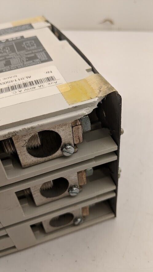 ABB S3N 225 AMP 3 Pole Circuit Breaker Aux Switch 3A Self Test Working Pull