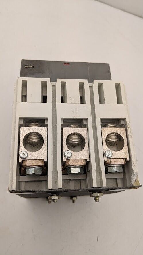 ABB S3N 225 AMP 3 Pole Circuit Breaker Aux Switch 3A Self Test Working Pull