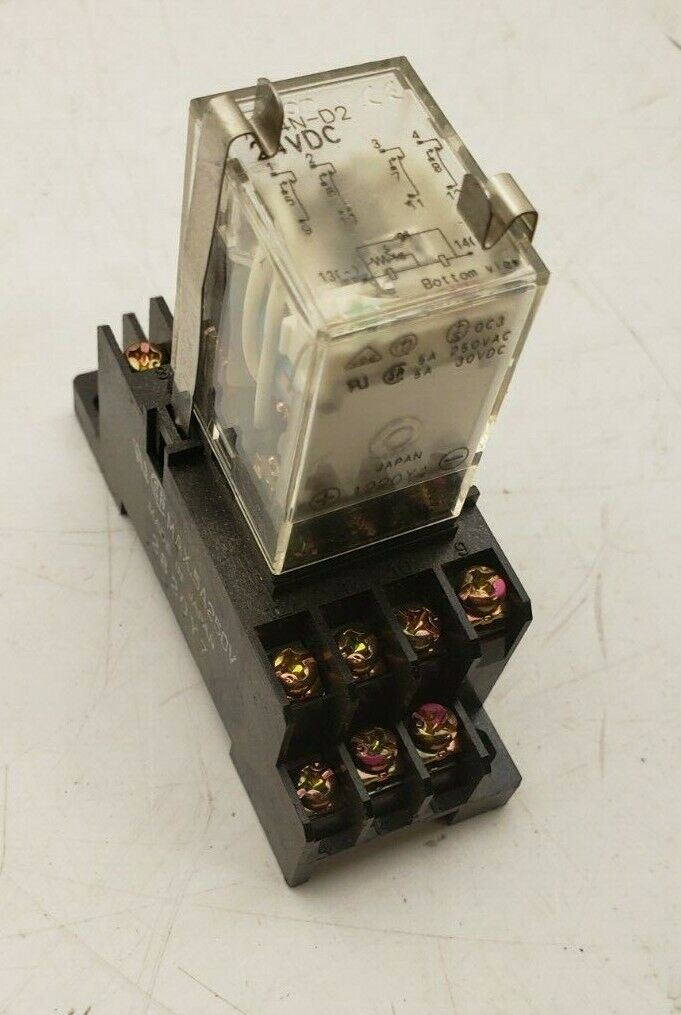 2-M4X10 Omron MY4N-D2 PYC-4 Lot of 14