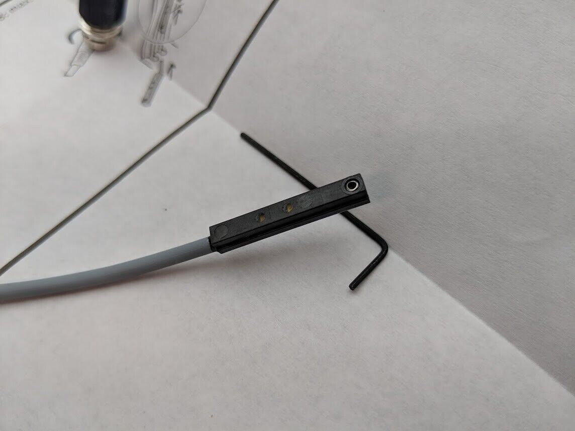 Festo SME-10-SL-LED-24 173 212 Magnetic Reed Proximity Sensor Switch 3 Wire NEW