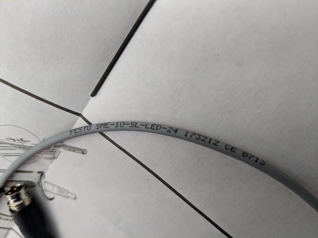 Festo SME-10-SL-LED-24 173 212 Magnetic Reed Proximity Sensor Switch 3 Wire NEW