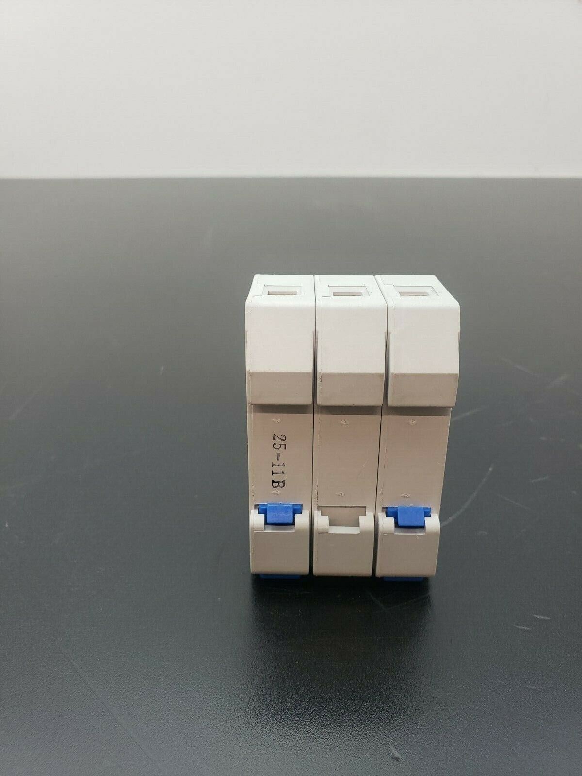 Ferraz Shawmut UltraSafe USCC3L Class CC Fuseholder 600V 30A 3 Pole w/10A Fuses