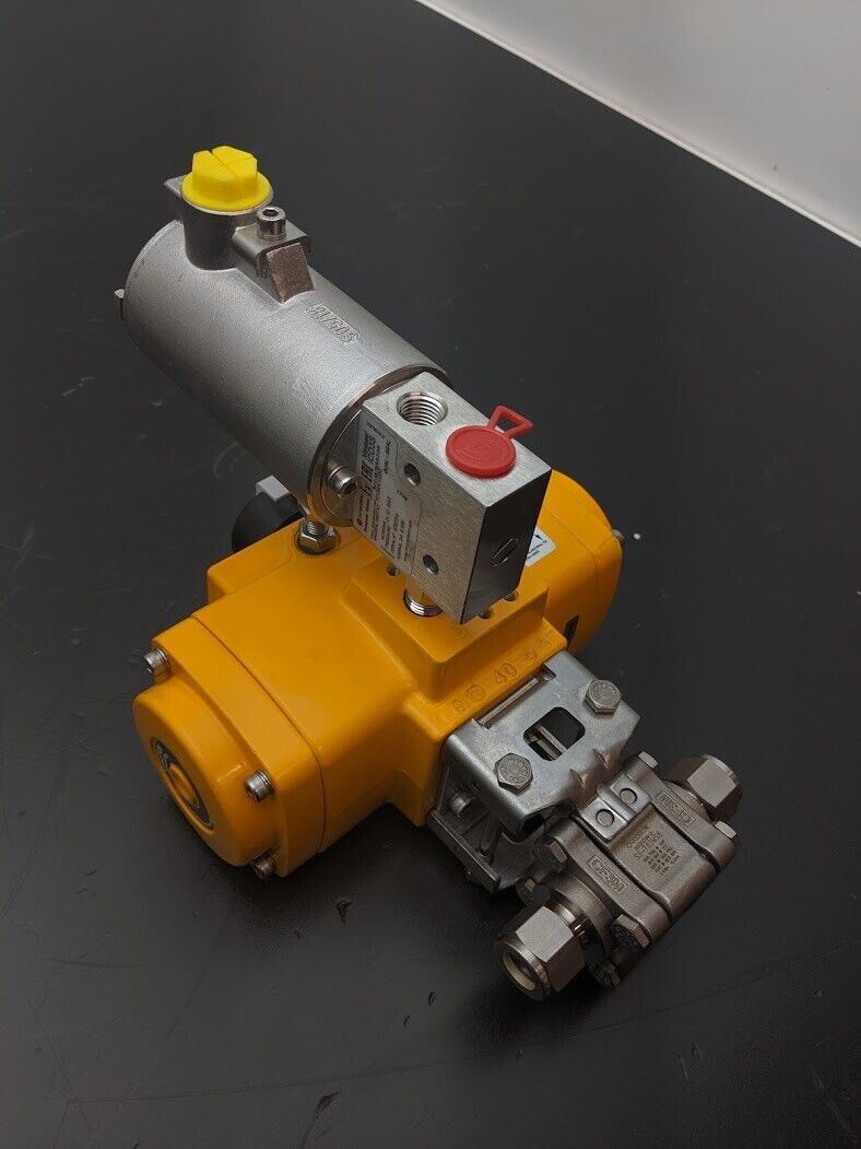 ELO Matic F0040U Pnumatic Actuated Swagelok SS-T63MS8 1000PSI Ball Valve ICO3S