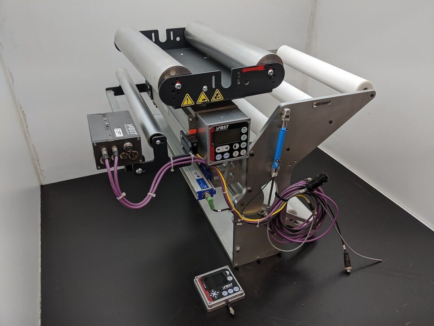 AccuWeb Web Guide Controller ekr 500 digital BST CLS PRO 600 Sensor 450mm Width