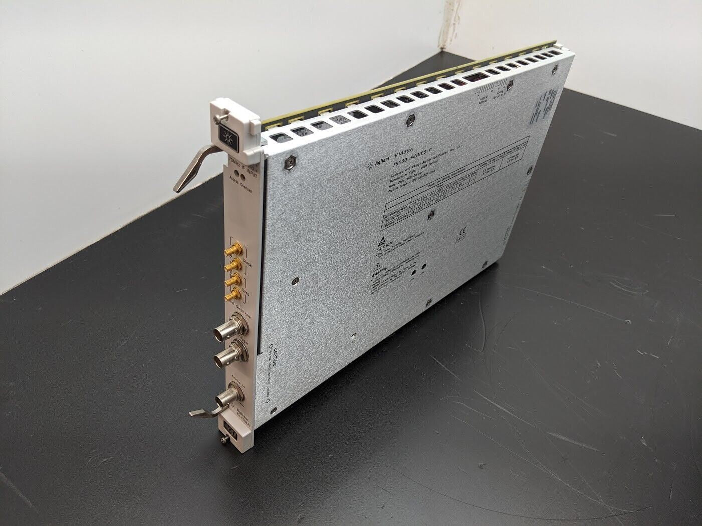 HP Agilent E1439A VXI 95 MSa/s Digitizer with DSP, Memory and 70MHz IF input