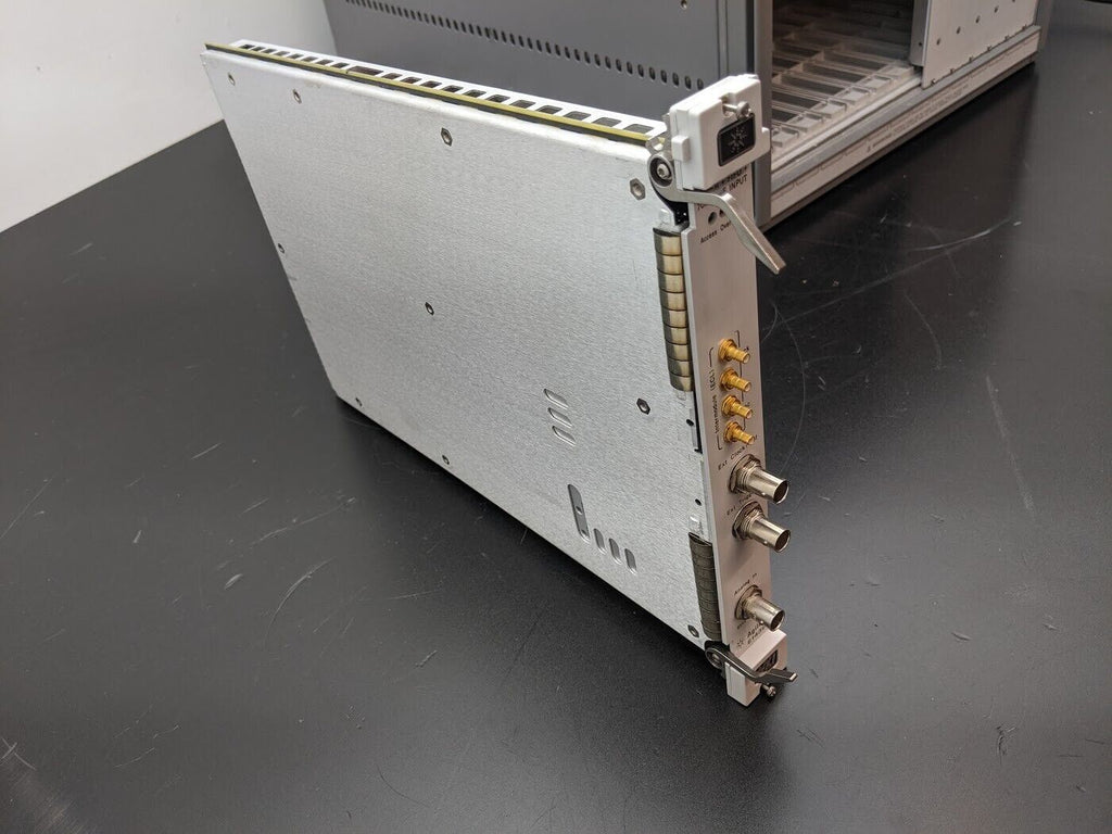 HP Agilent E1439A VXI 95 MSa/s Digitizer with DSP, Memory and 70MHz IF input