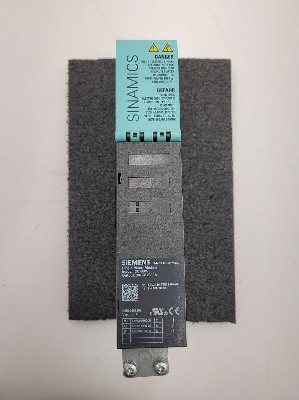 Siemens Sinamics 6SL3420-1TE21-0AA0 Single Motor Module Servo Drive 3AC 400V 9A