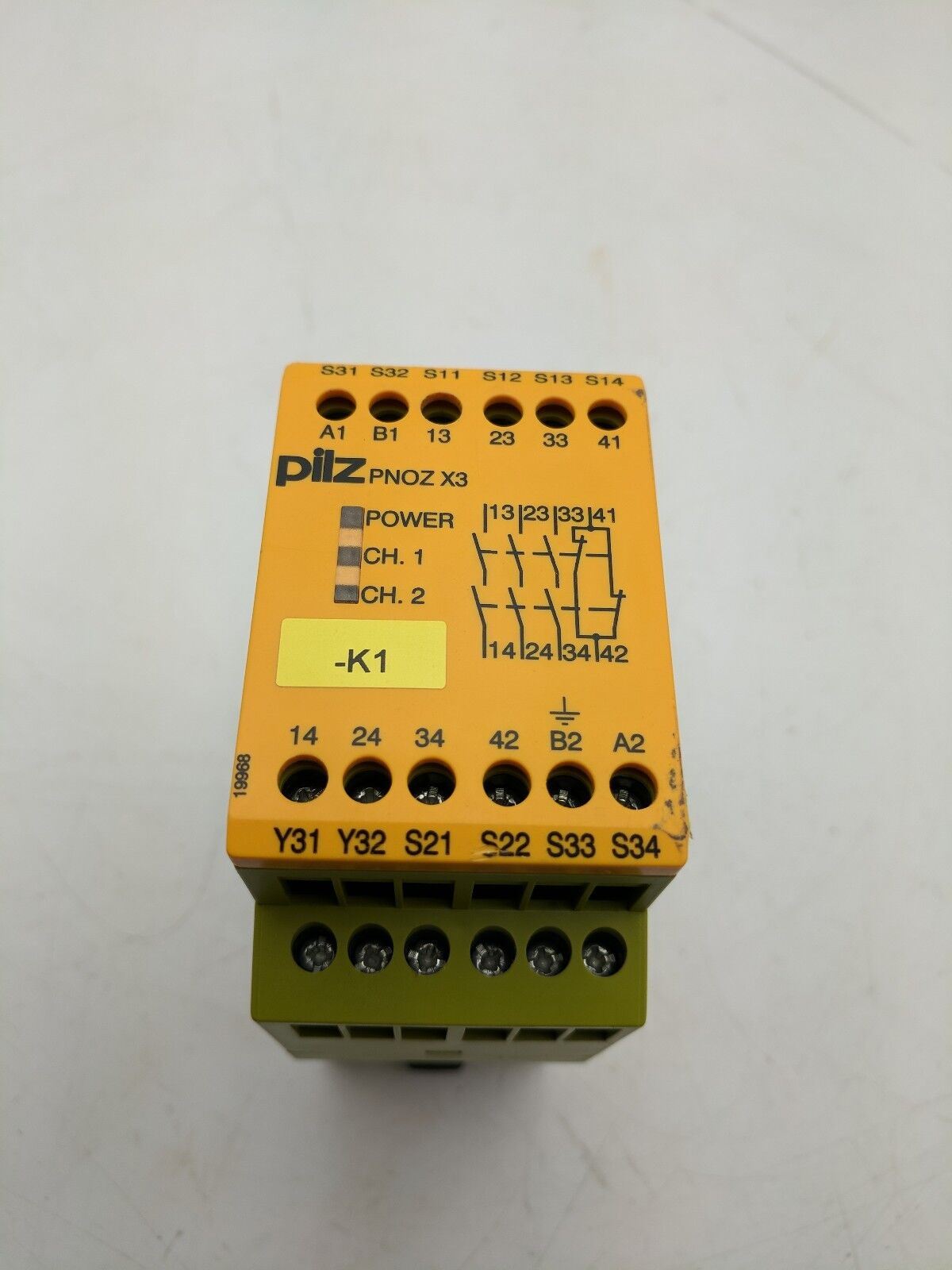 PILZ PNOZ X3 Safety Relay E-Stop 3 NO/1 NC 24VAC/DC 35mA Input/Reset/Ctrl Loop