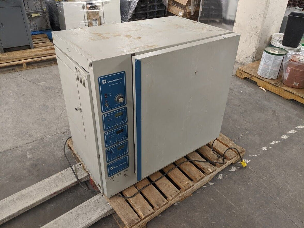 Hermo / Forma Scientific 3029 Forced Draft CO2 Incubator 120VAC