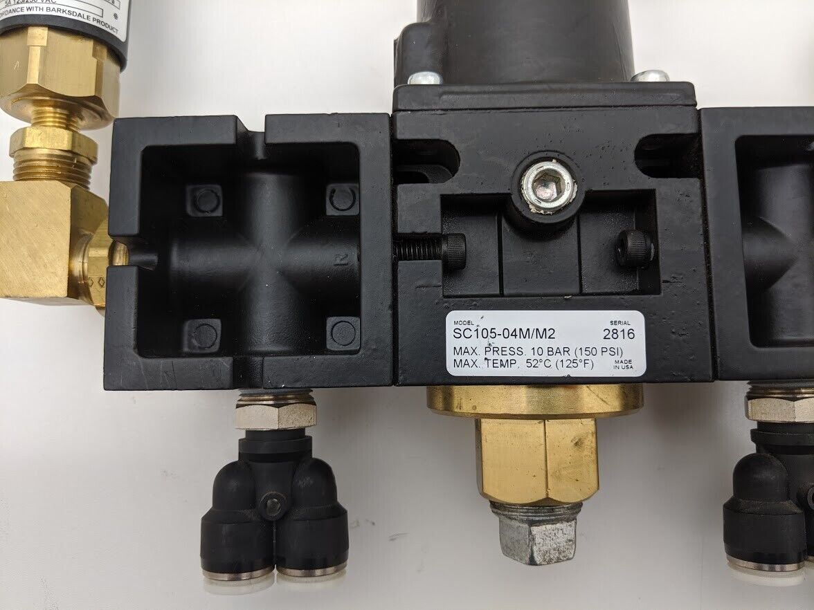 Parker Pneumatic Manifold SV105-04, B105-04WGCR/M1, SC105-01M/M2, P2FCB349