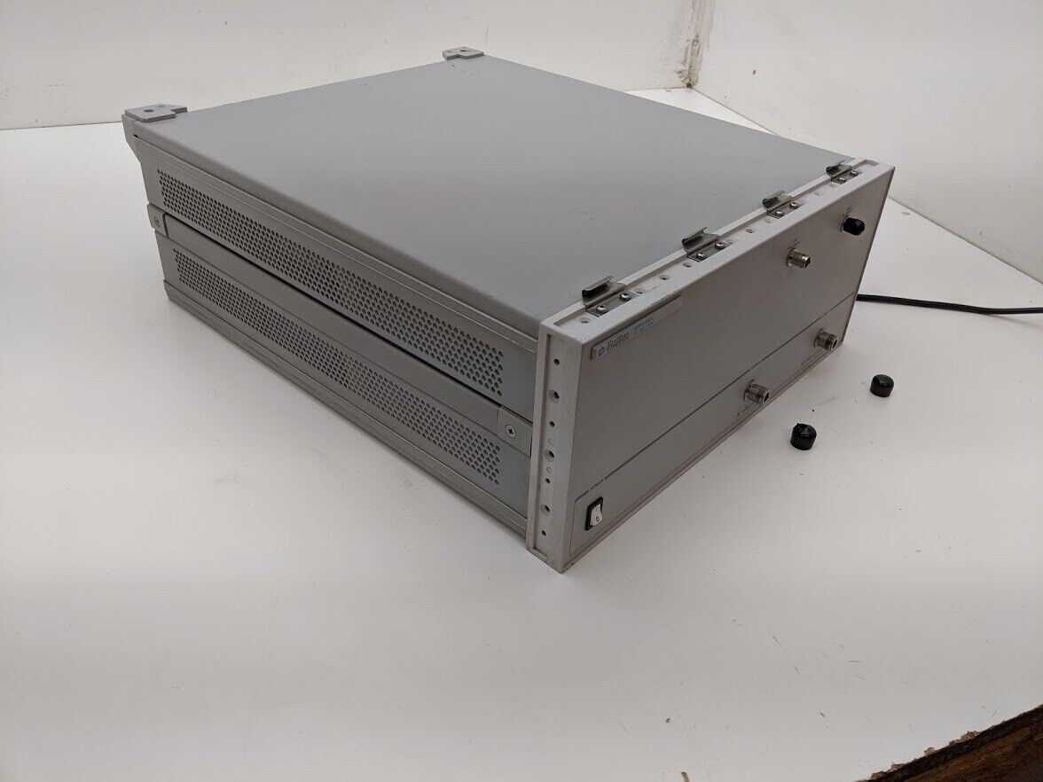 HP Hewlett Packard 89441A RF Section Option AY8 power on tested