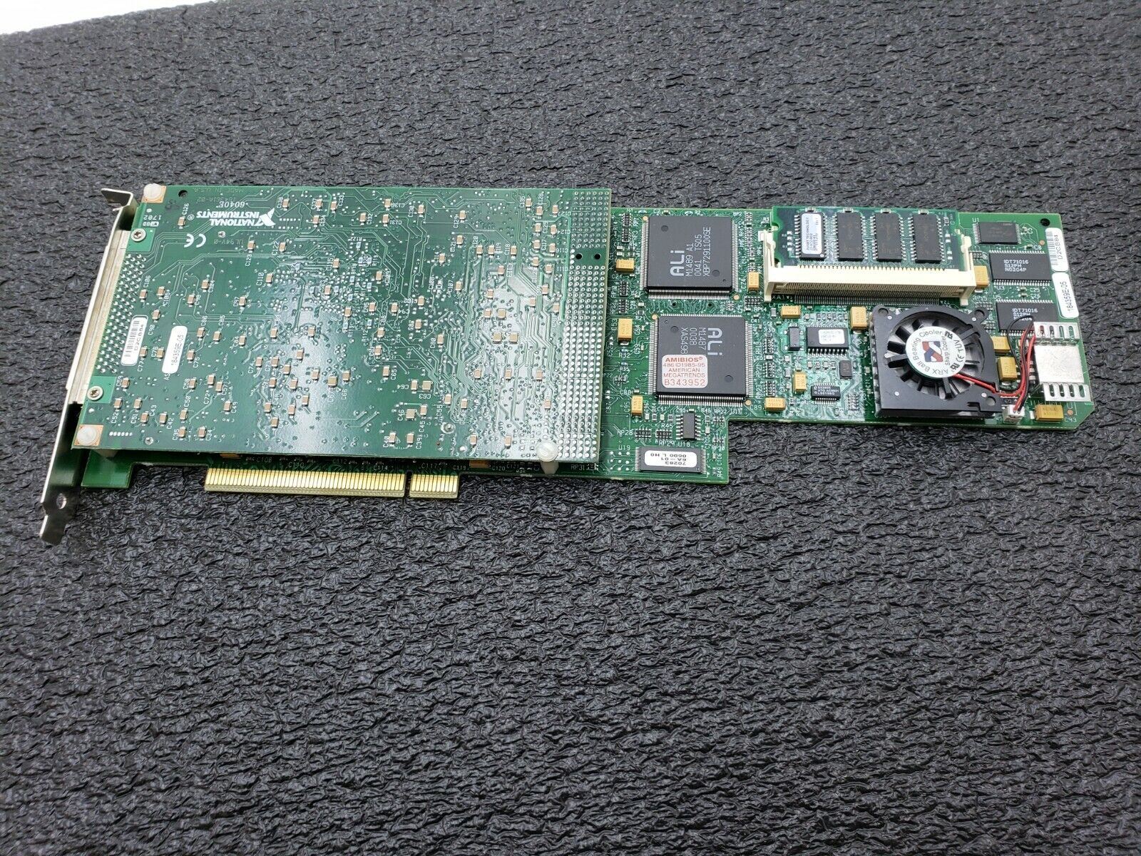 National Instruments PCI-7030/6040E 12-bit Multifunction I/O Board