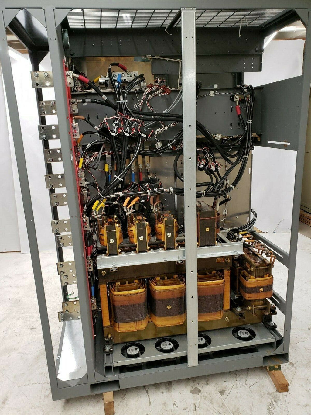 Emerson Liebert 610 UPS 120kW 480v 3Ph  U39SA154ACCB131