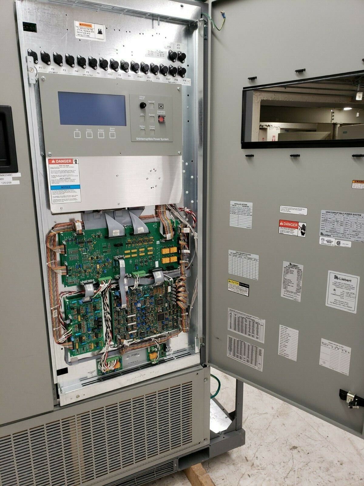 Emerson Liebert 610 UPS 120kW 480v 3Ph  U39SA154ACCB131