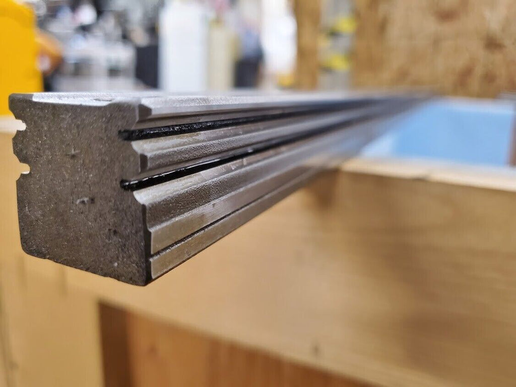 2x NSK Linear Rail LY301550EL2-10PNZ1 85-002 4x 30 Blocks dual BB Guides 61" L