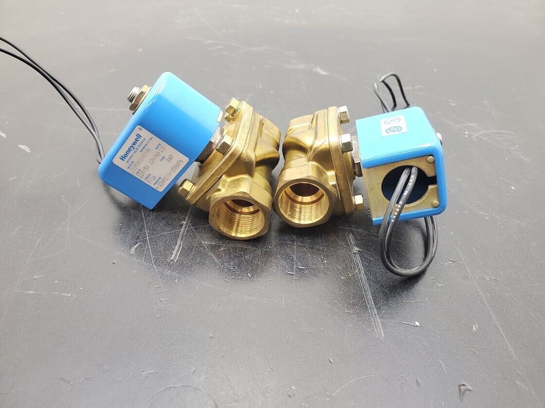 2x HONEYWELL Brass Solenoid Valve 2-Way 120VAC 0-230PSI 10W 705N6A1A